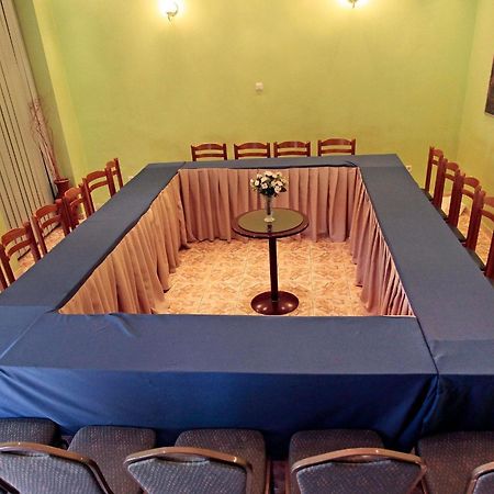 Hotel Regency Korce Eksteriør bilde