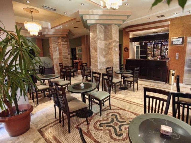 Hotel Regency Korce Eksteriør bilde